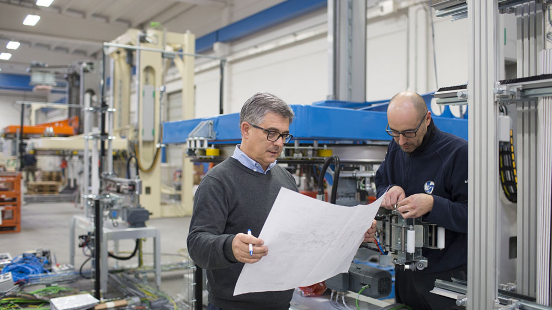 DALLA PRIMA IDEA AL SUPPORTO CONTINUO, AL TUO FIANCO IN OGNI FASE