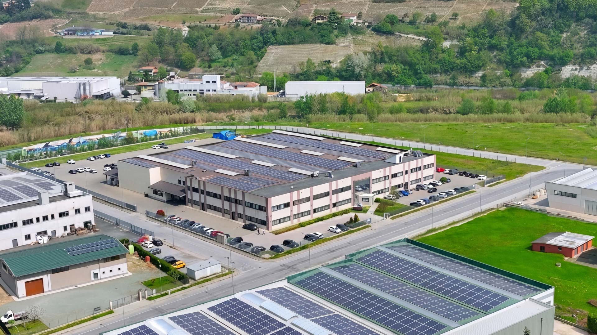 TOSA GROUP, GRUPPO ITALIANO SPECIALISTA DEL FINE LINEA